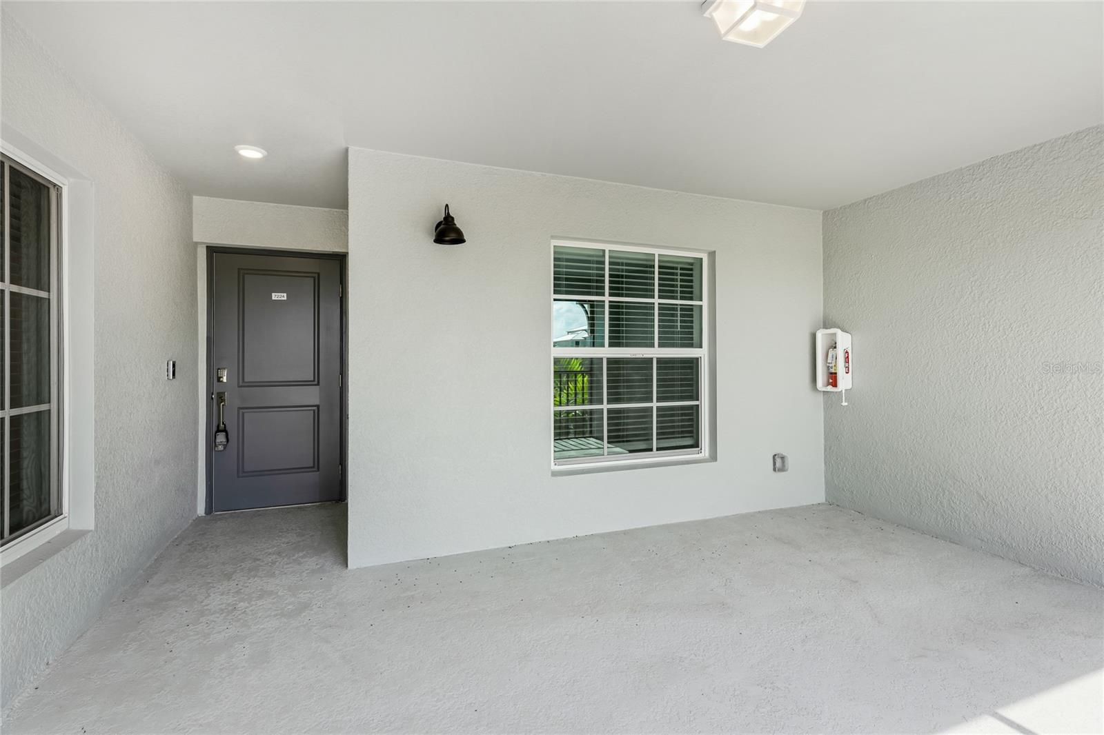 19007 SCALLOP LOOP #204, LAKEWOOD RANCH, FL — photo 4