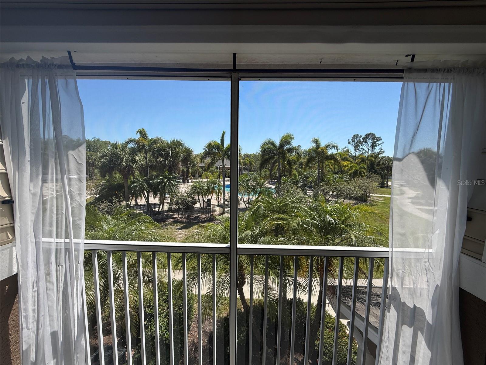 8932 MANOR LOOP #205, LAKEWOOD RANCH, FL — photo 8