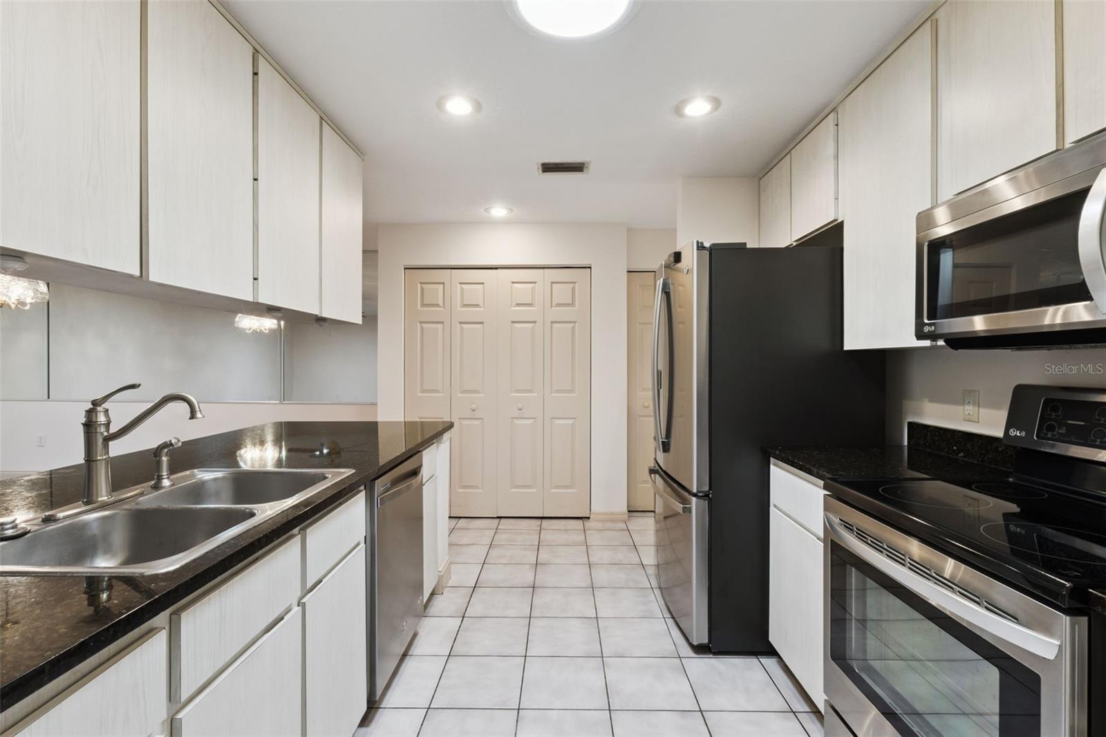 2993 POPLAR AVE, LEESBURG, FL — photo 13