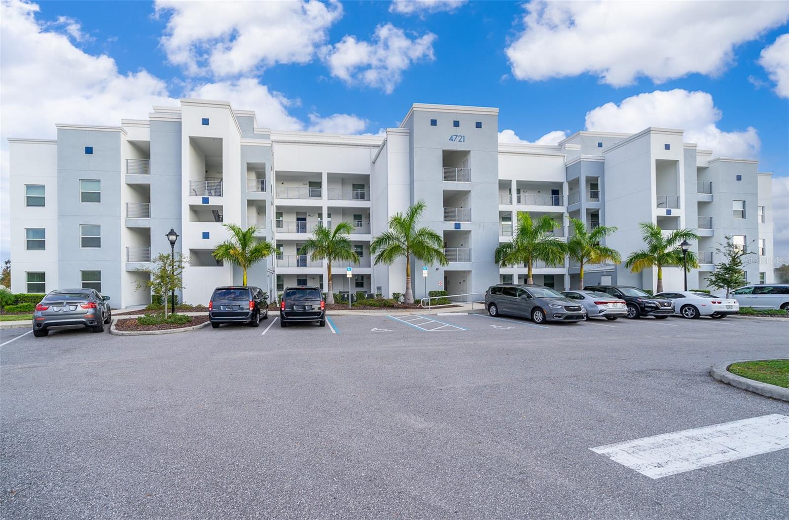 4731 CLOCK TOWER DR #206, KISSIMMEE, FL