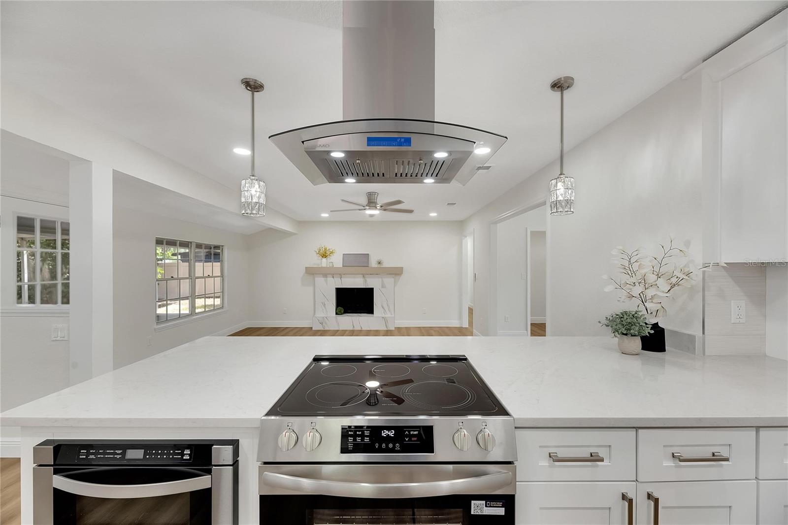 2207 PARKWOOD DR, VALRICO, FL — photo 19