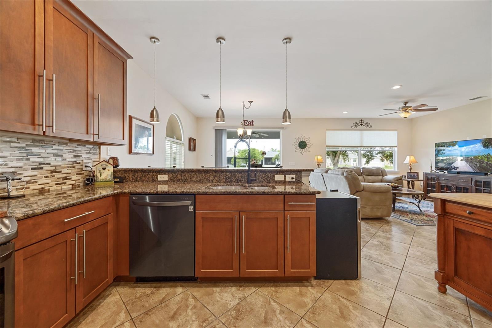 8648 LAKE FRONT CT, PUNTA GORDA, FL — photo 19
