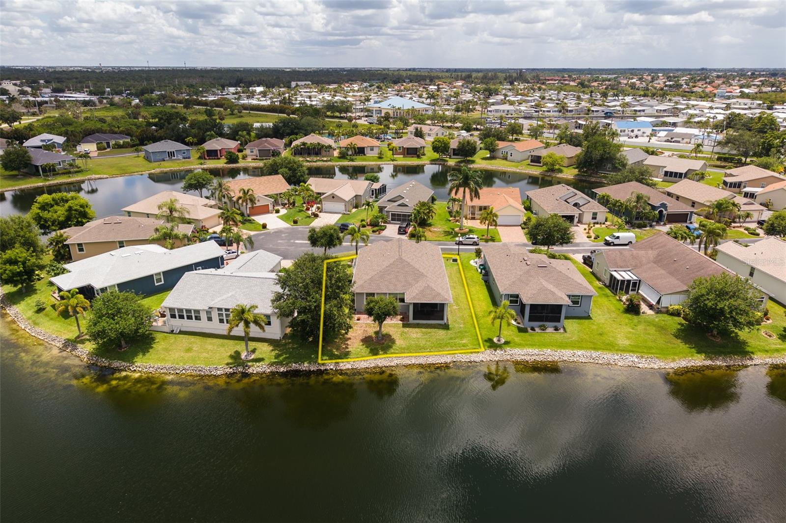 8648 LAKE FRONT CT, PUNTA GORDA, FL — photo 40
