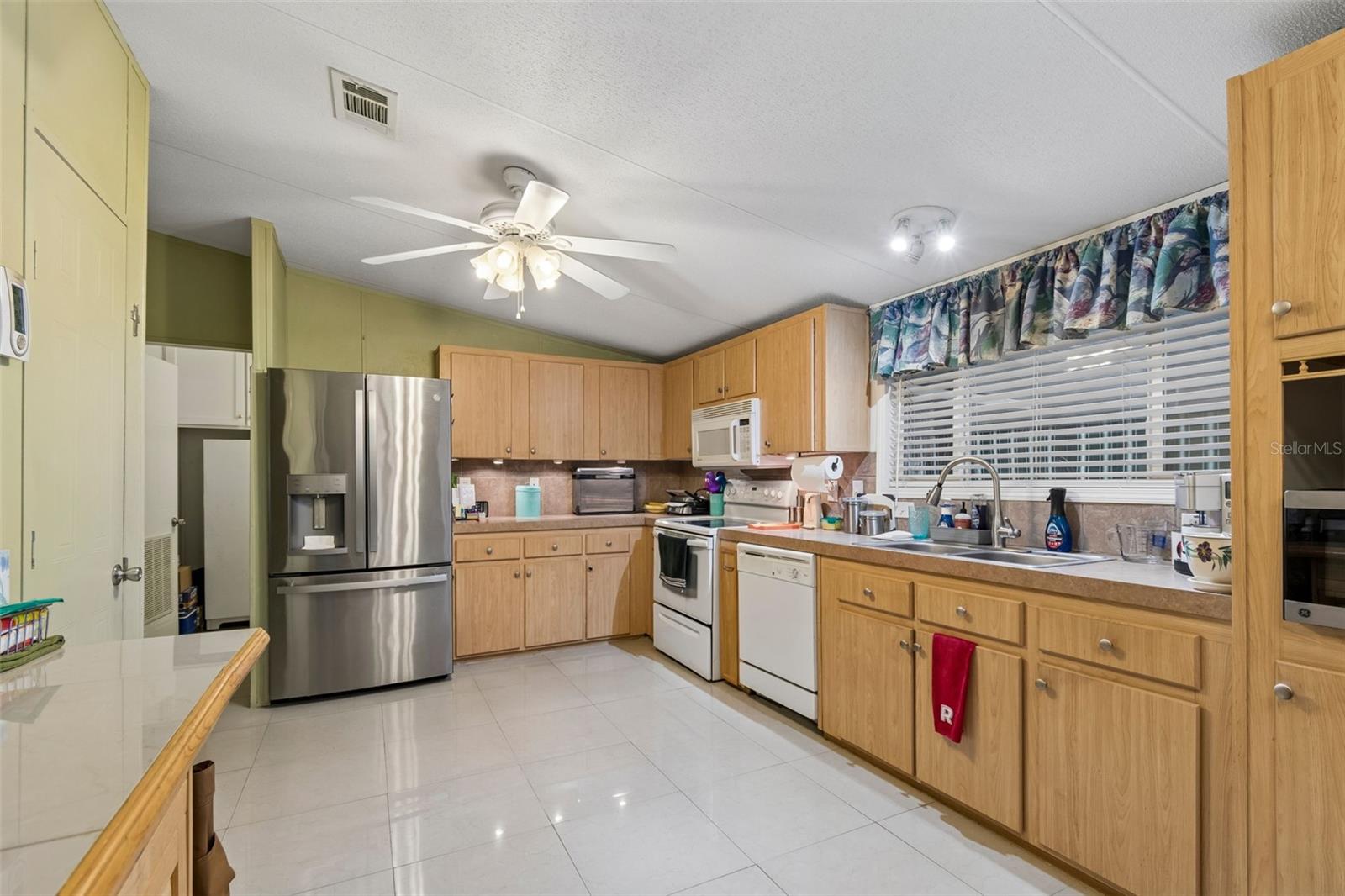 12701 126TH AVE #63, LARGO, FL — photo 14
