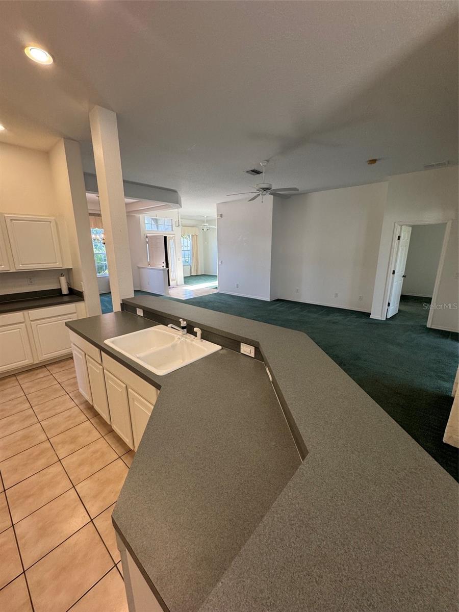 7884 KAVANAGH CT, SARASOTA, FL — photo 2