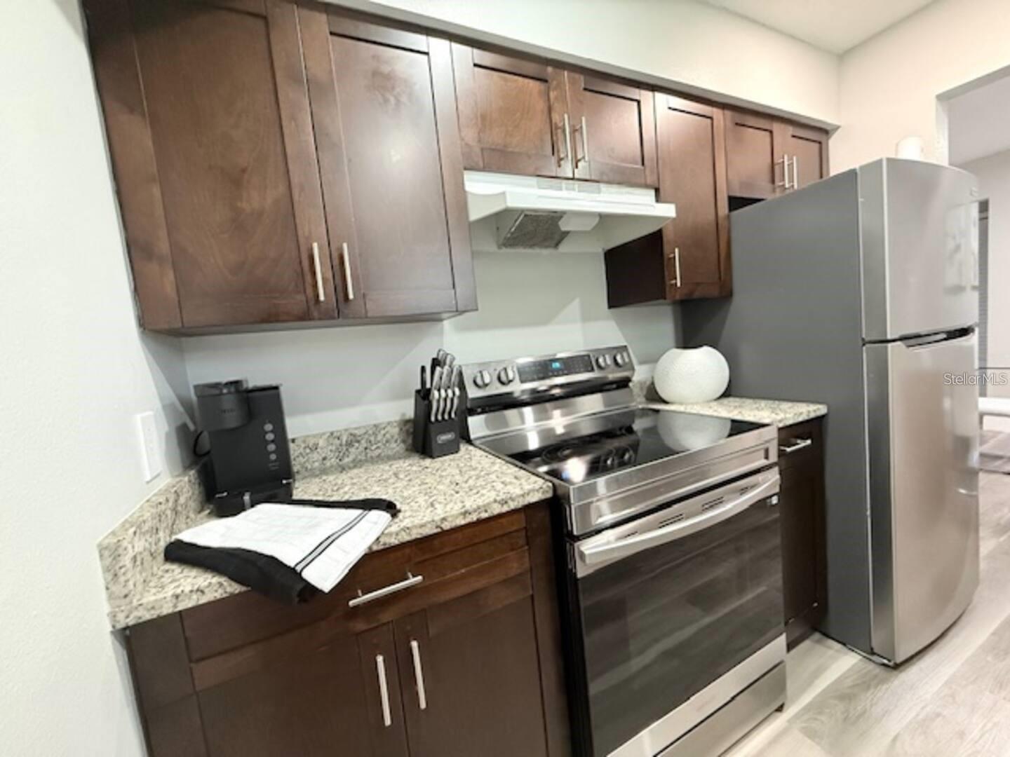 332 AVENUE D SE, WINTER HAVEN, FL — photo 3