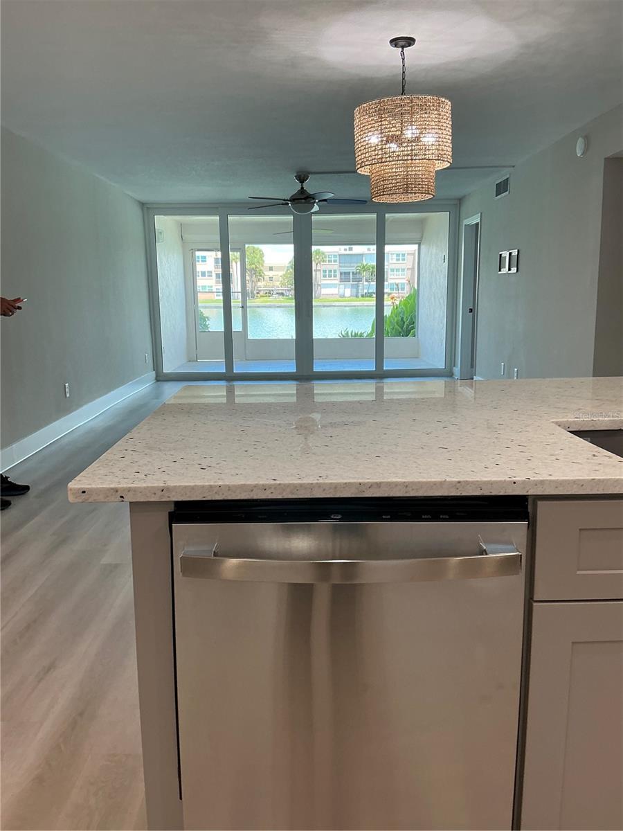 7645 SUN ISLAND DR S #101, SOUTH PASADENA, FL — photo 8