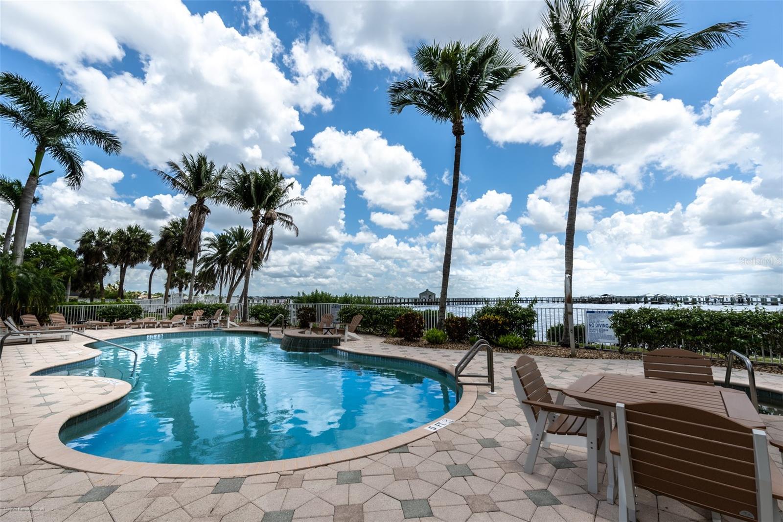 5116 MELBOURNE ST #B303, PUNTA GORDA, FL — photo 3