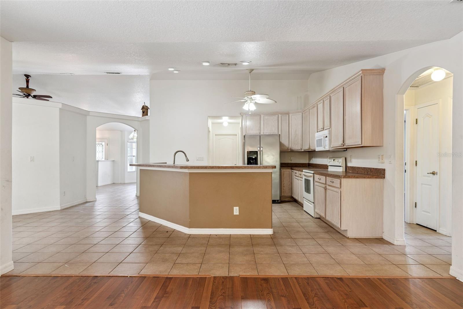 448 SHADY PINE CT, MINNEOLA, FL — photo 14