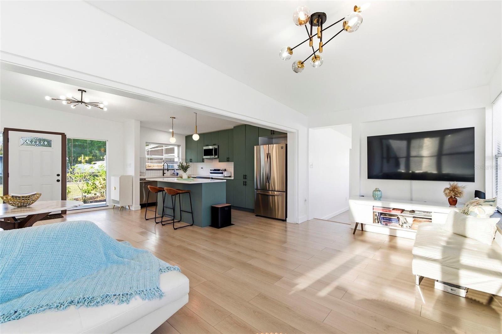 6350 HAMPTON DRIVE N, ST PETERSBURG, FL — photo 19