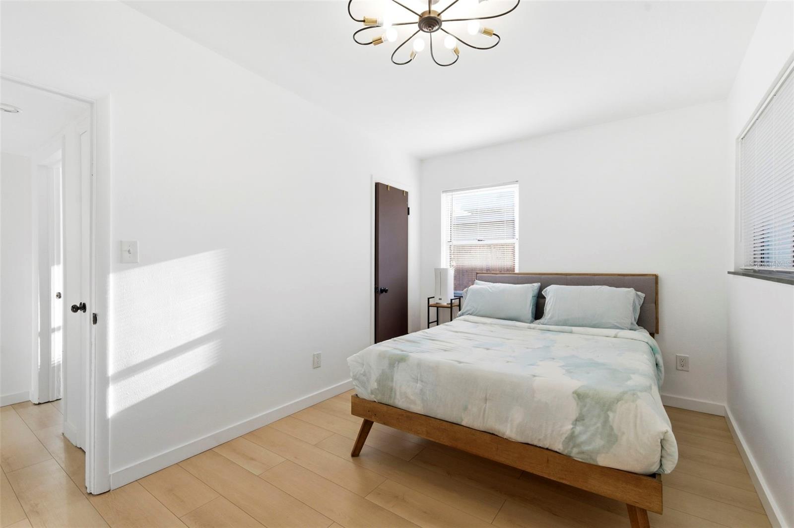 6350 HAMPTON DRIVE N, ST PETERSBURG, FL — photo 21