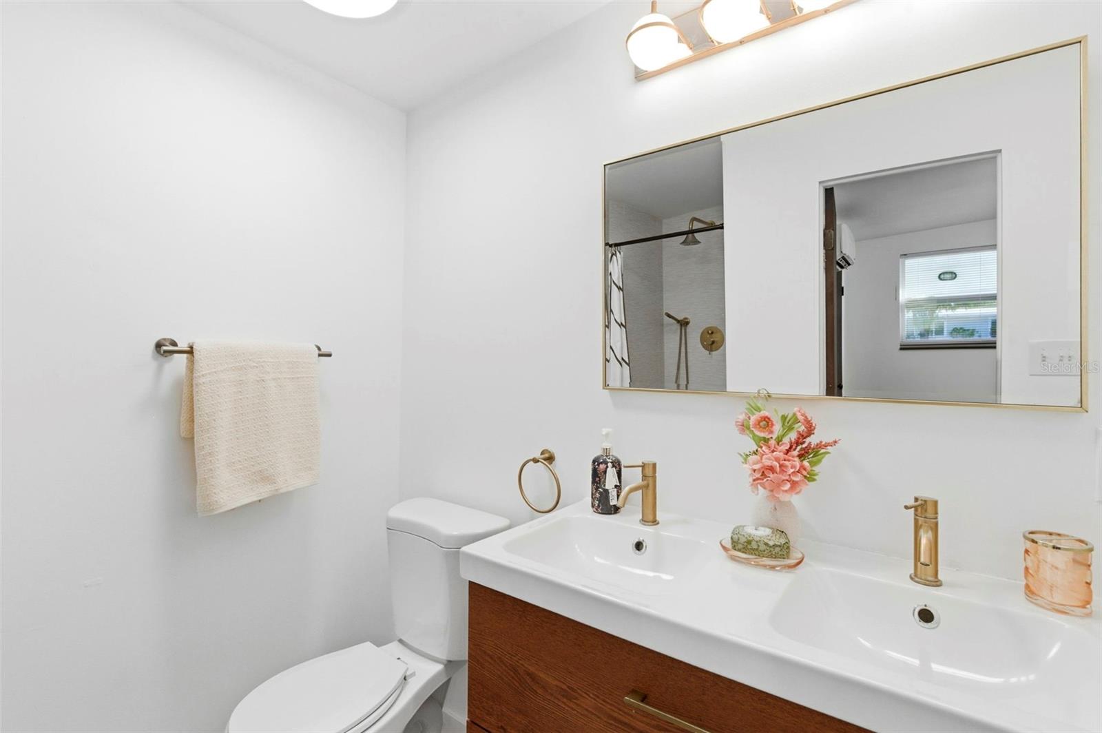 6350 HAMPTON DRIVE N, ST PETERSBURG, FL — photo 39