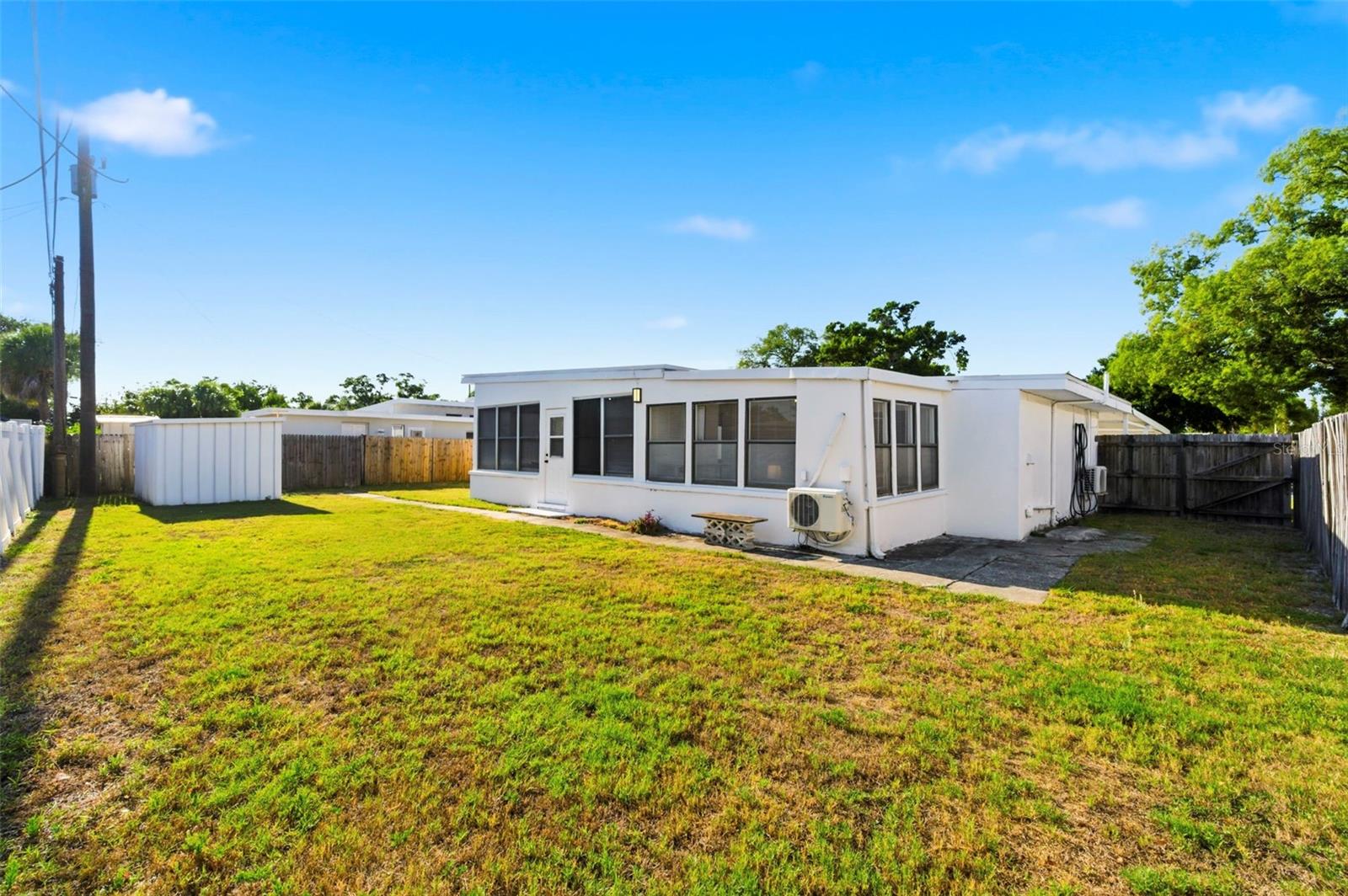 6350 HAMPTON DRIVE N, ST PETERSBURG, FL — photo 42