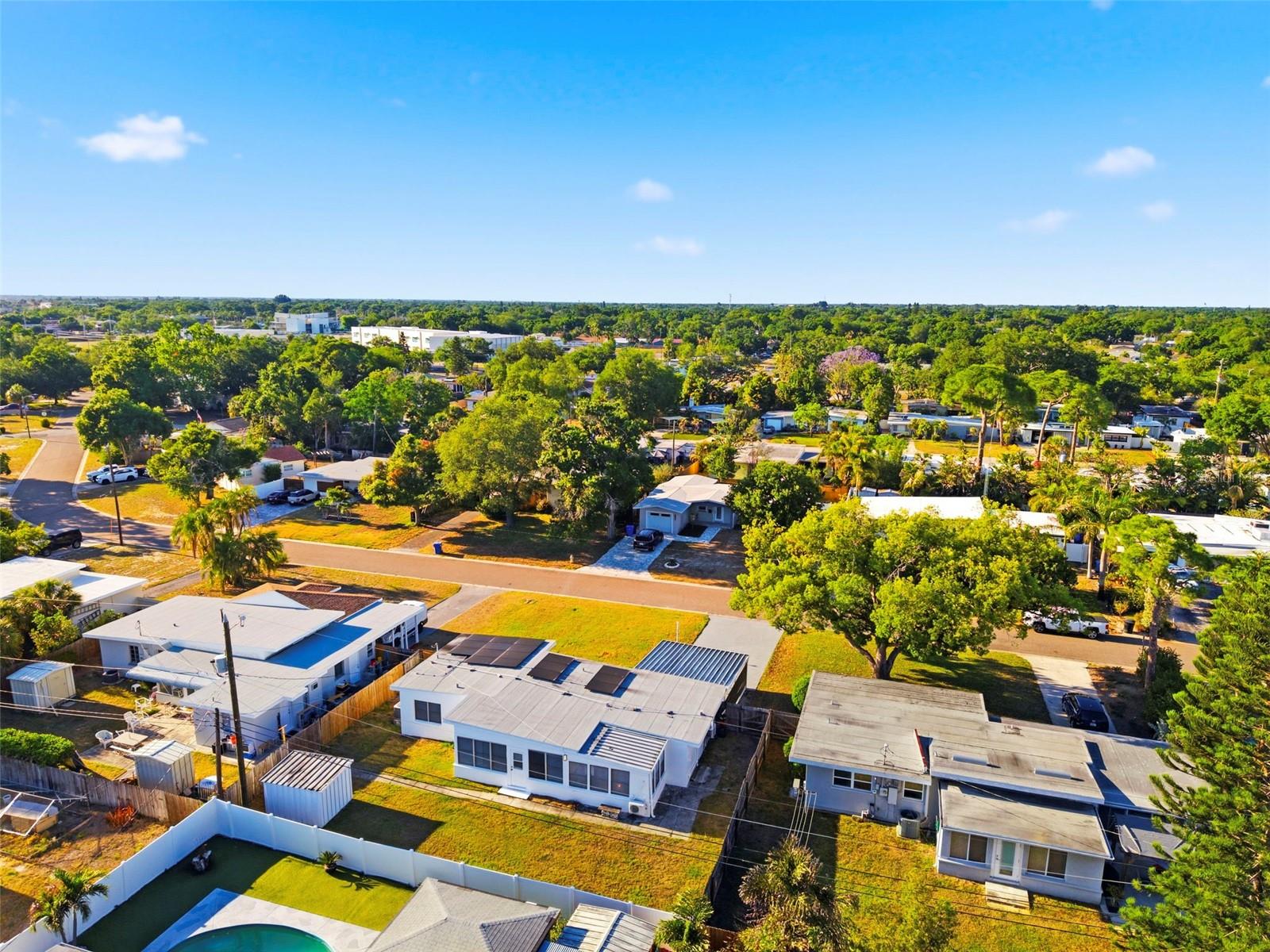 6350 HAMPTON DRIVE N, ST PETERSBURG, FL — photo 50