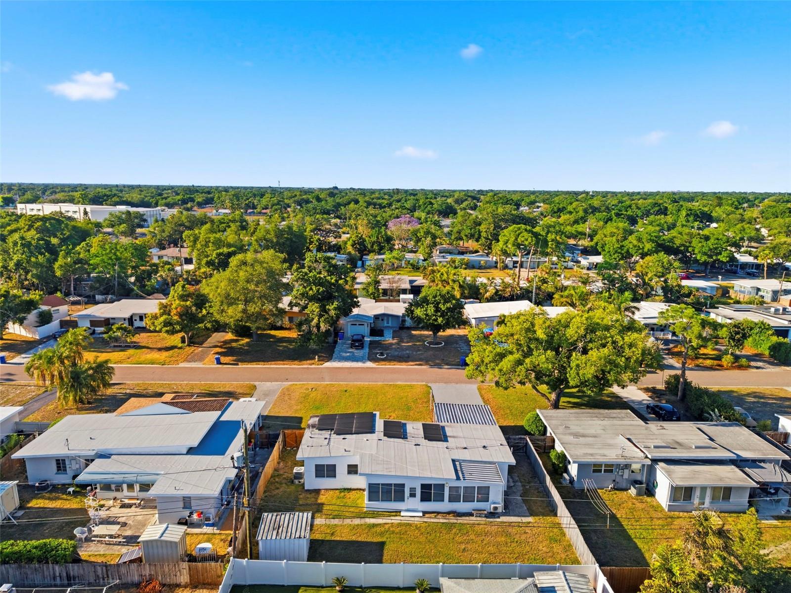 6350 HAMPTON DRIVE N, ST PETERSBURG, FL — photo 51