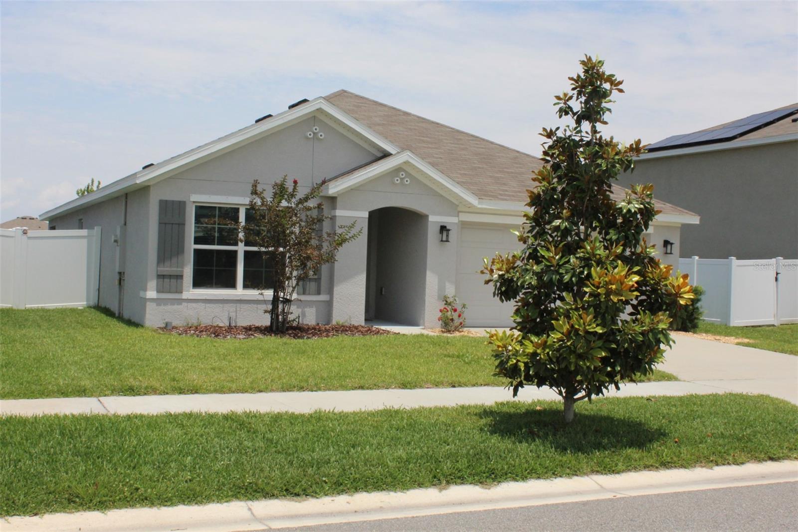 810 WILL SCARLETT AVE, RUSKIN, FL — photo 2