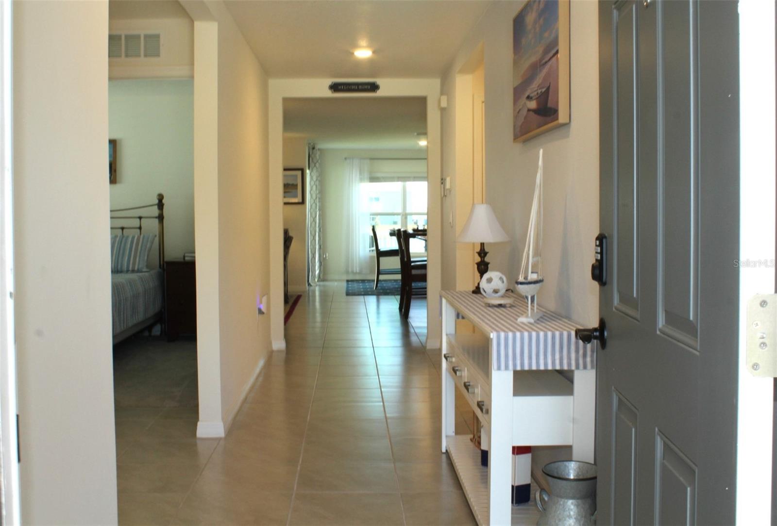 810 WILL SCARLETT AVE, RUSKIN, FL — photo 4