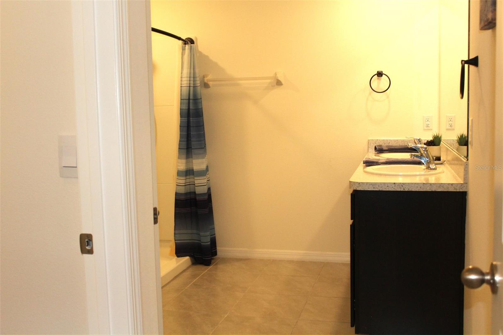 810 WILL SCARLETT AVE, RUSKIN, FL — photo 35