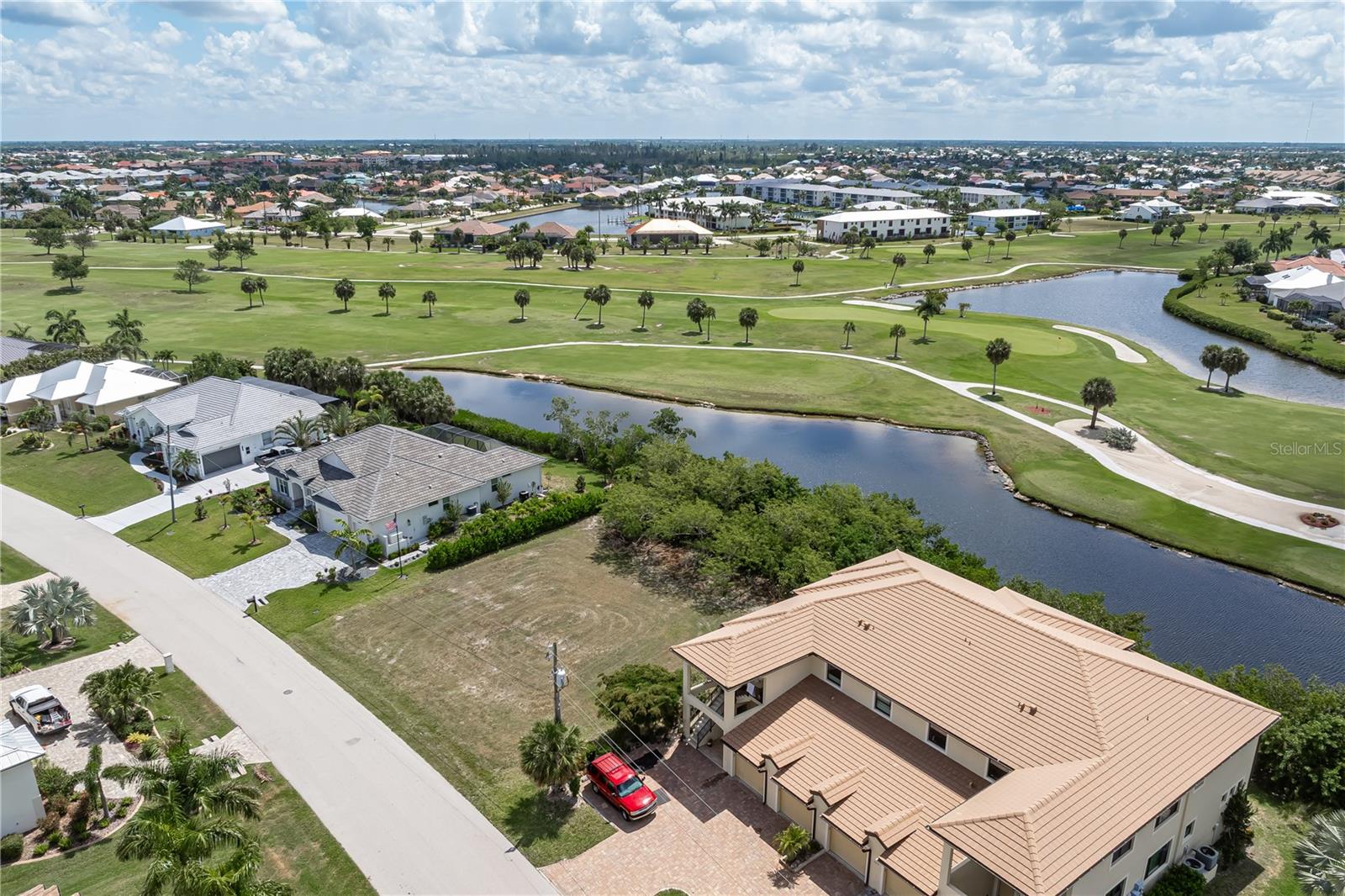 2053 PADRE ISLAND DR, PUNTA GORDA, FL — photo 12