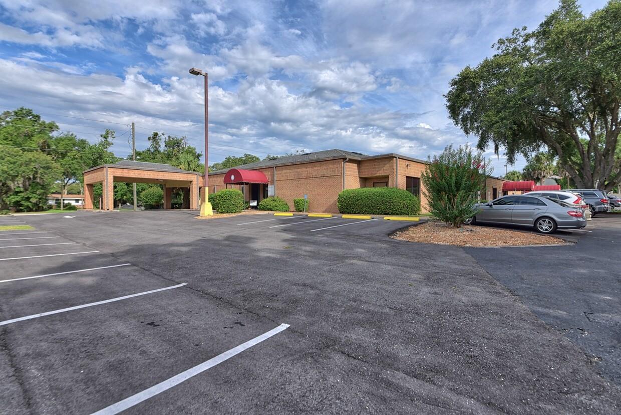 1805 SE LAKE WEIR AVE #3, OCALA, FL — photo 4
