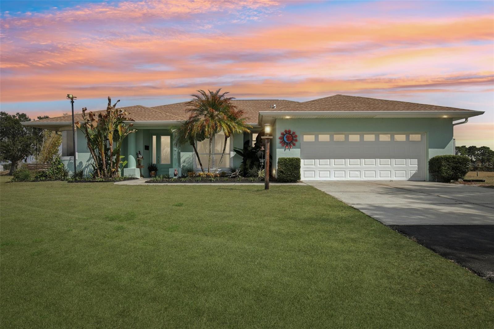 803 BEL AIR STAR PKWY, SARASOTA, FL — photo 2