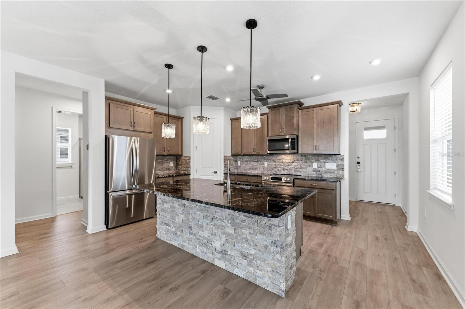 11566 BOUNDLESS TER, VENICE, FL — photo 17