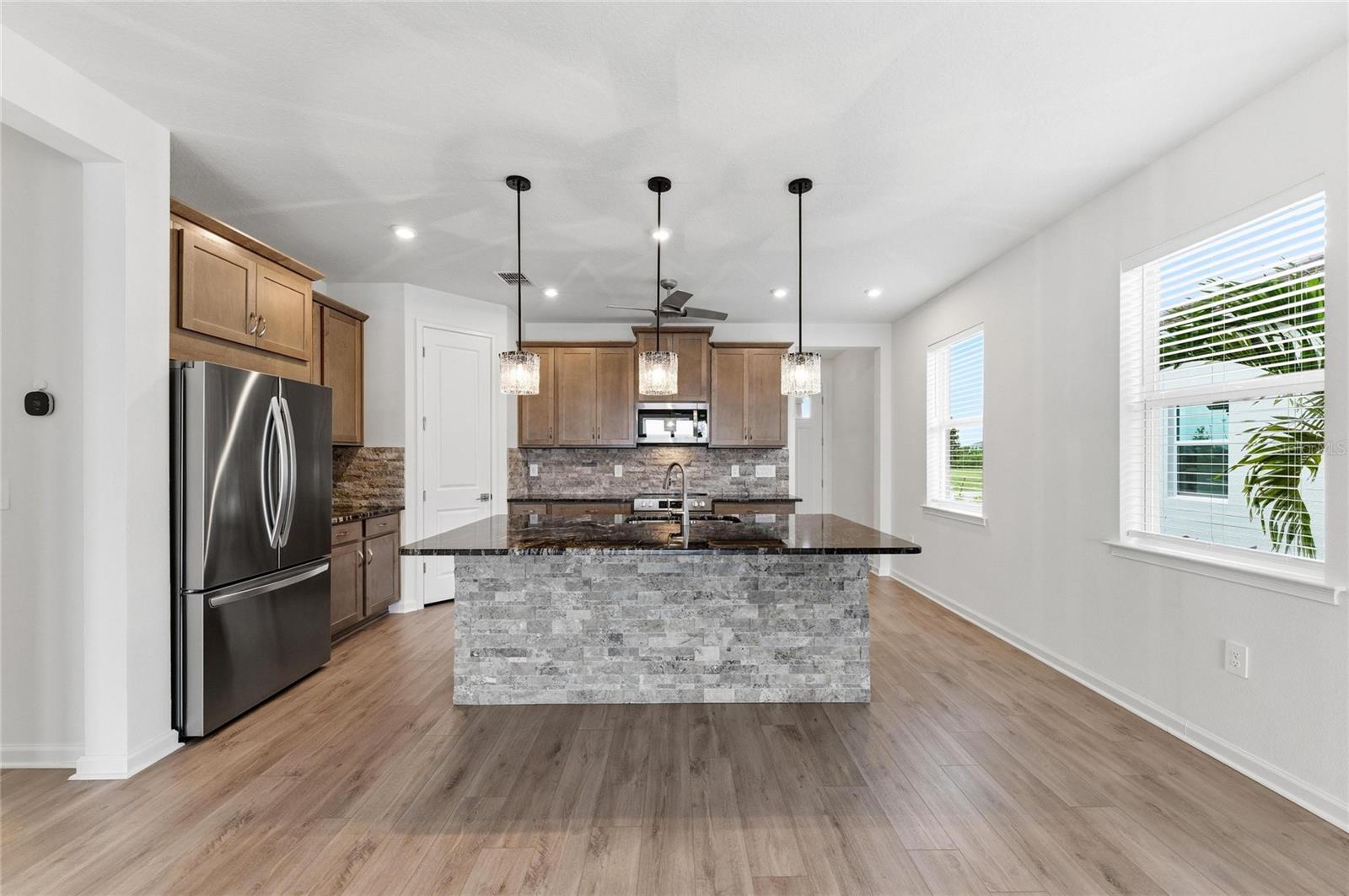 11566 BOUNDLESS TER, VENICE, FL — photo 18