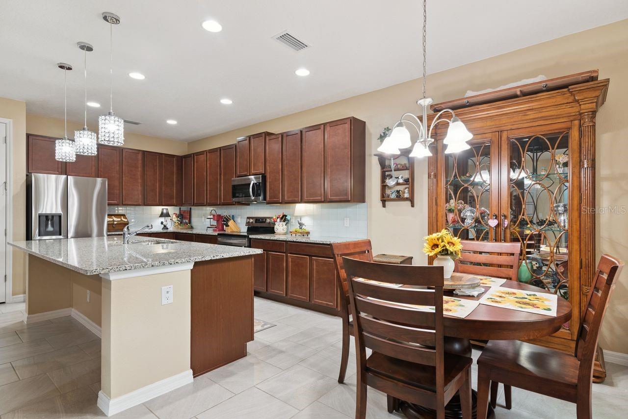 206 HYDRA WAY, GROVELAND, FL — photo 19