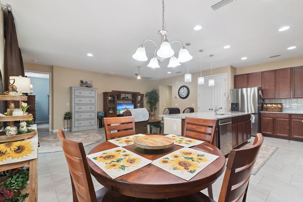 206 HYDRA WAY, GROVELAND, FL — photo 23