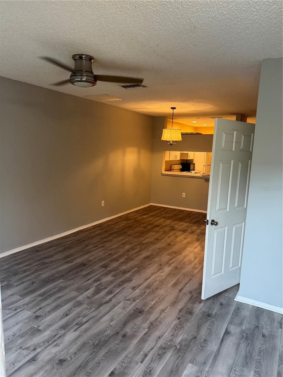 30059 GRANDA HILLS CT, WESLEY CHAPEL, FL — photo 3