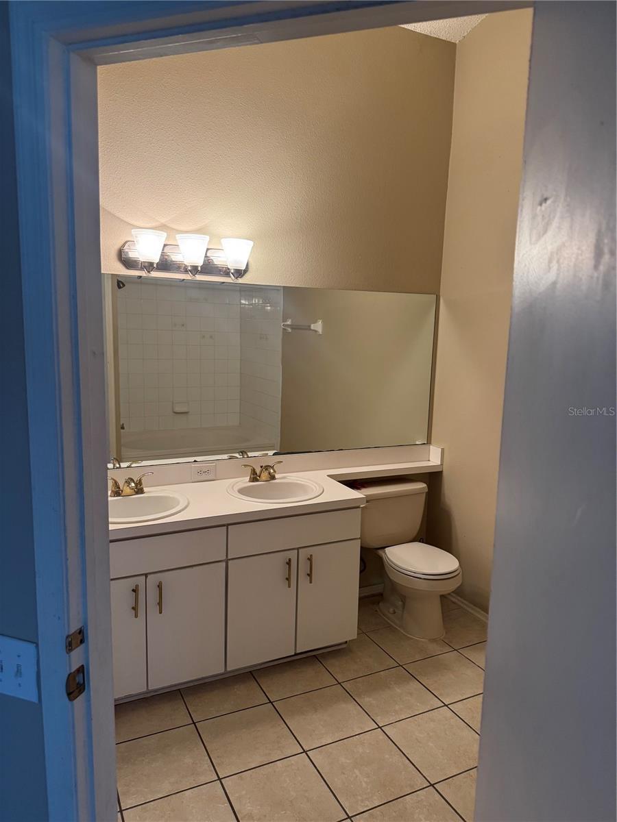 30059 GRANDA HILLS CT, WESLEY CHAPEL, FL — photo 20
