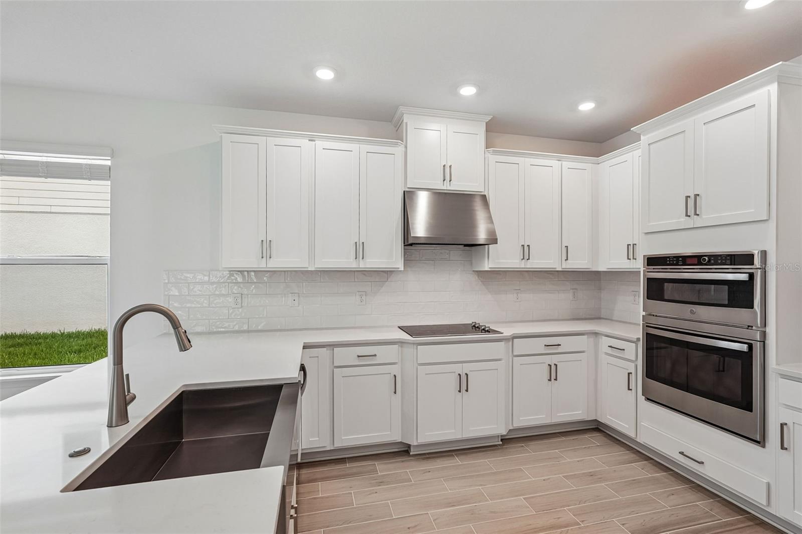 7008 FOXBORO WAY, NOKOMIS, FL — photo 12