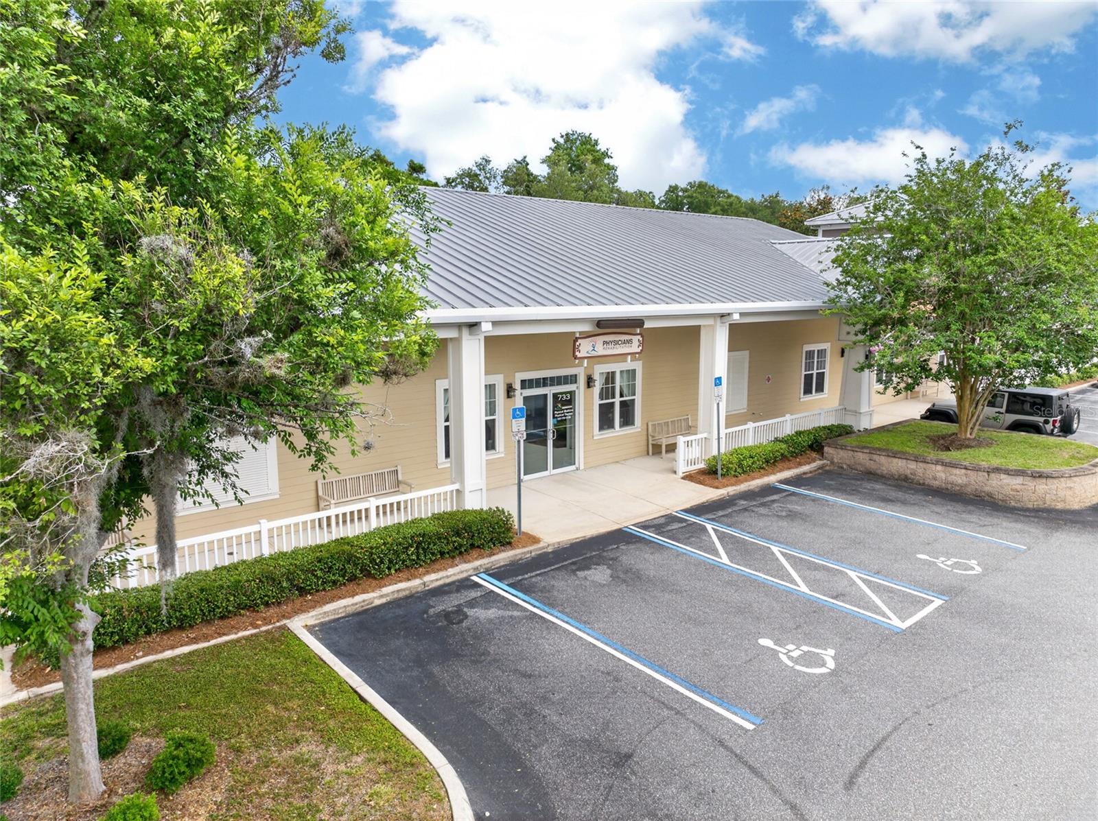 733 COUNTY ROAD 466, LADY LAKE, FL — photo 45