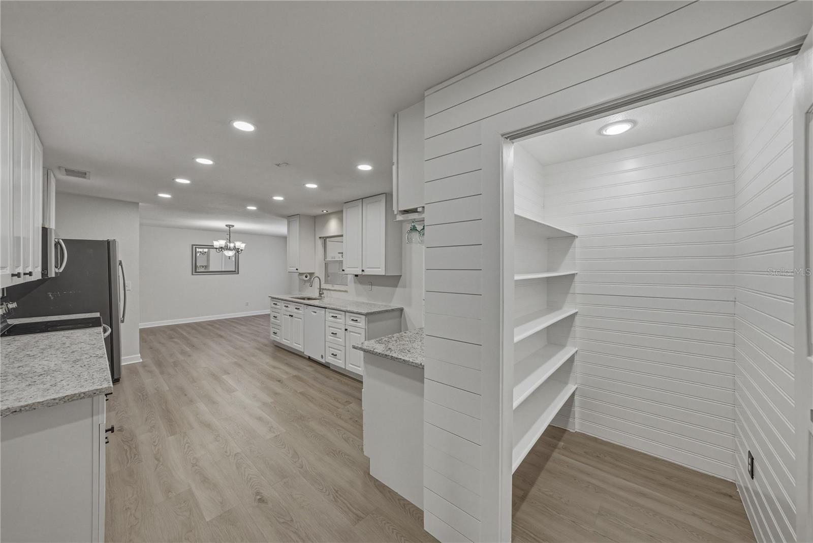 37634 HIDDEN PARK CT, DADE CITY, FL — photo 11