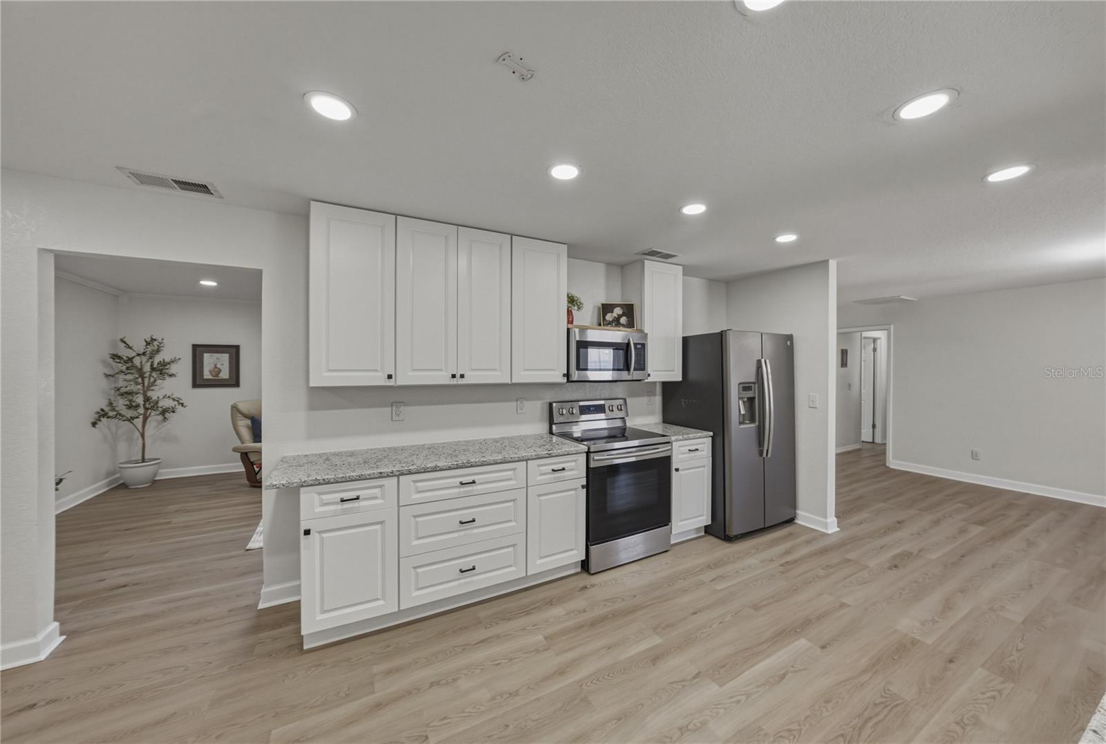 37634 HIDDEN PARK CT, DADE CITY, FL — photo 13
