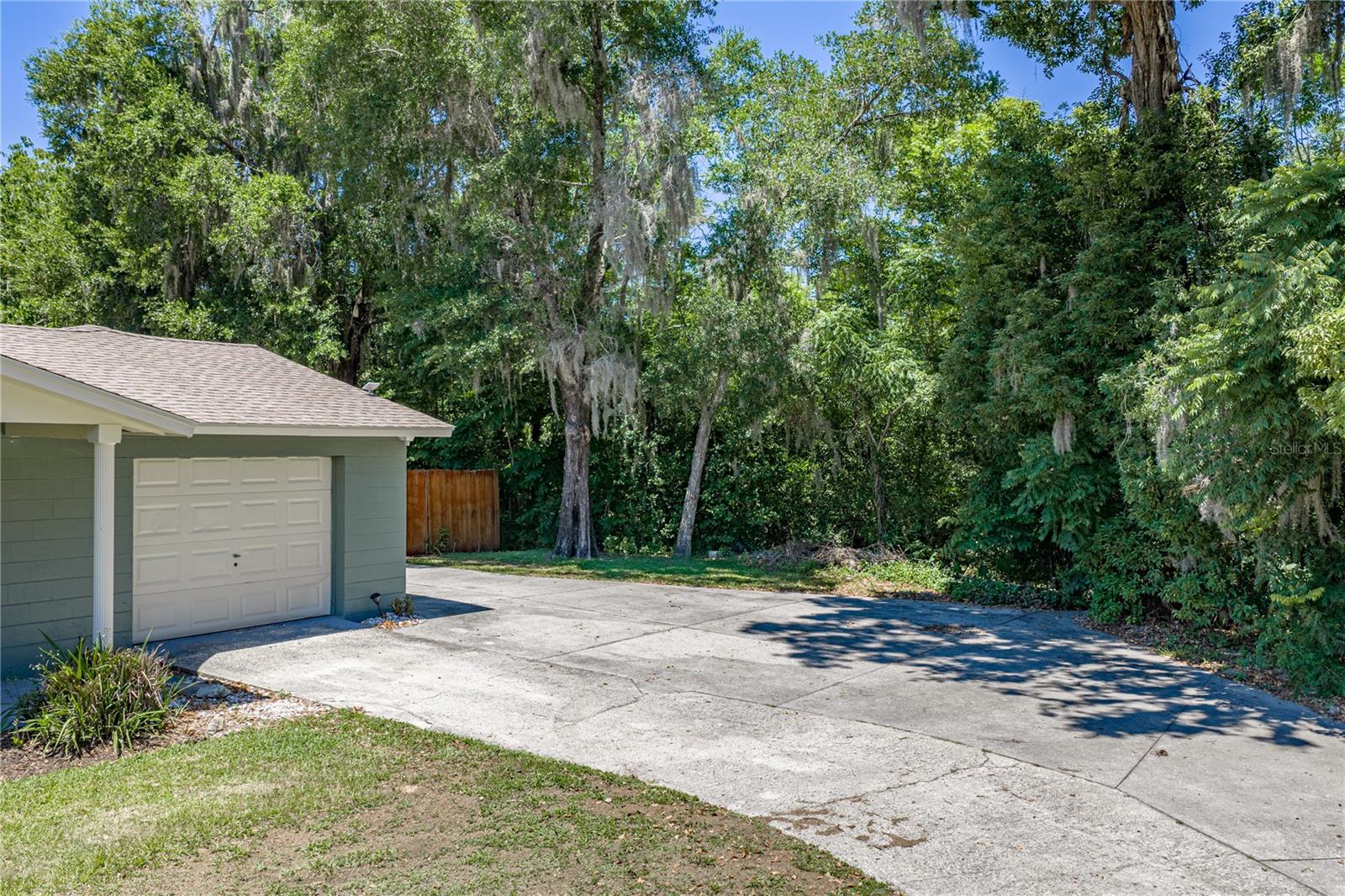 37634 HIDDEN PARK CT, DADE CITY, FL — photo 36