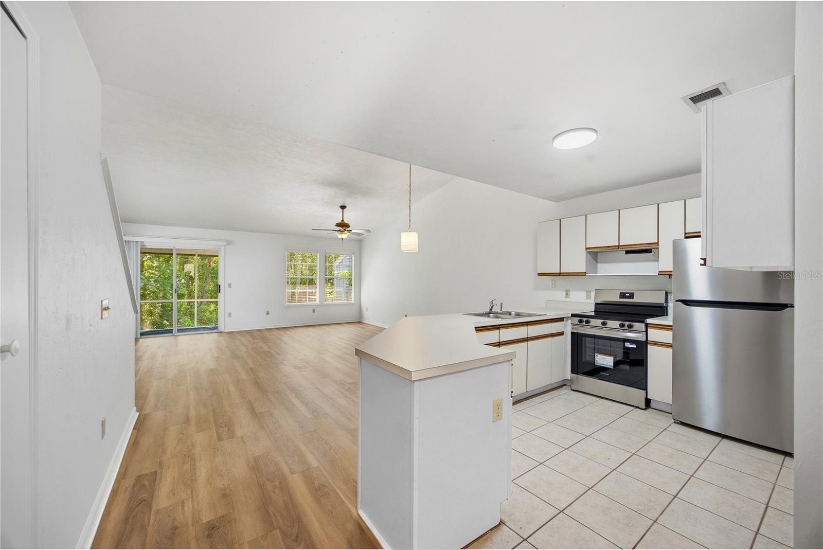 218 NW 50TH BLVD #K, GAINESVILLE, FL — photo 11