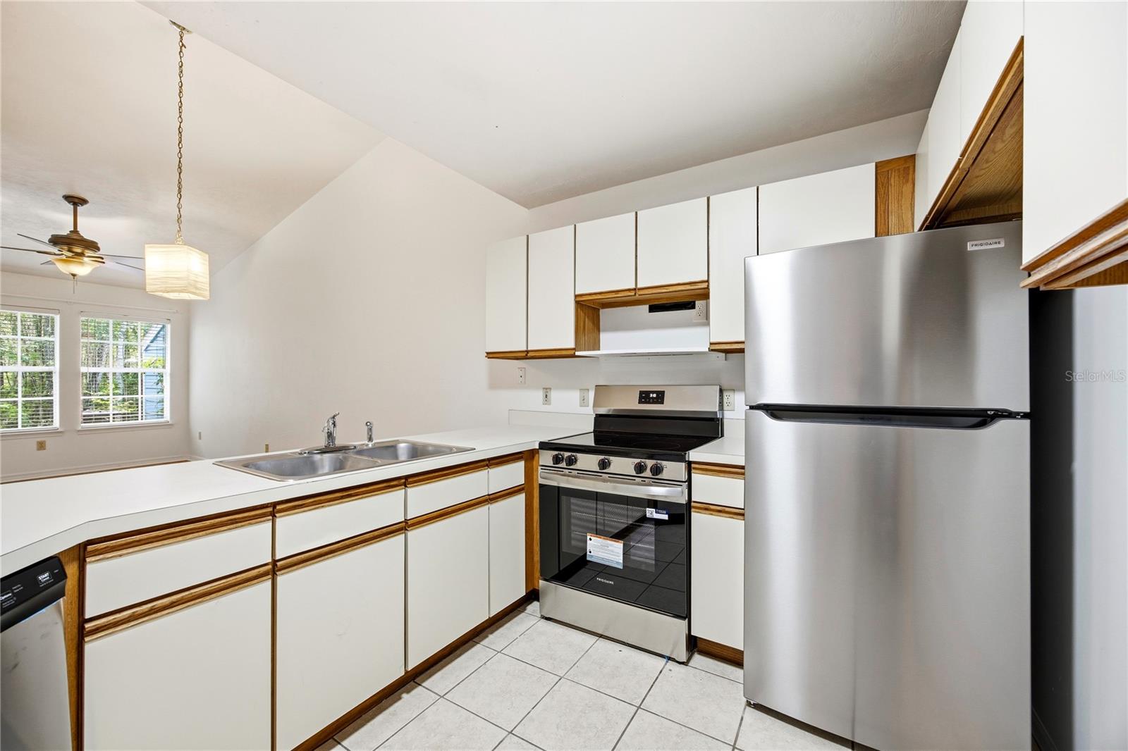 218 NW 50TH BLVD #K, GAINESVILLE, FL — photo 13
