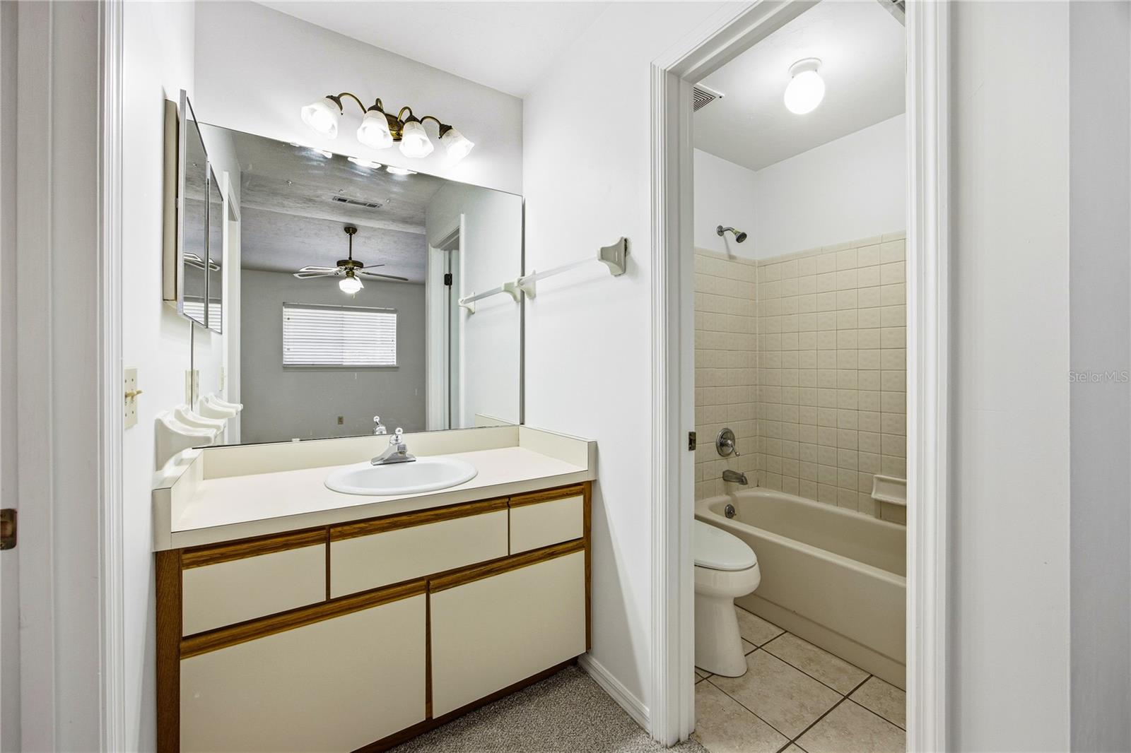 218 NW 50TH BLVD #K, GAINESVILLE, FL — photo 24