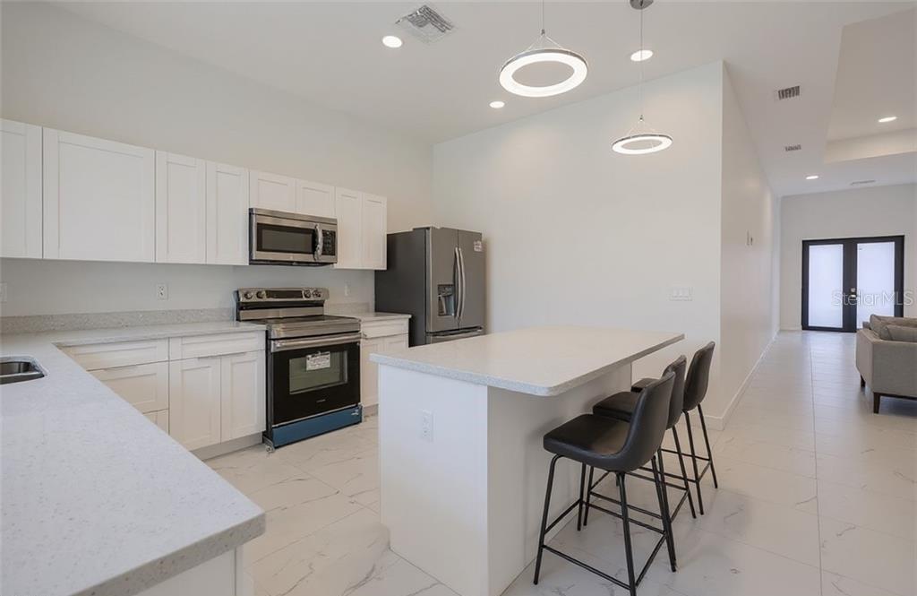 3101 NW 42ND PL, CAPE CORAL, FL — photo 3