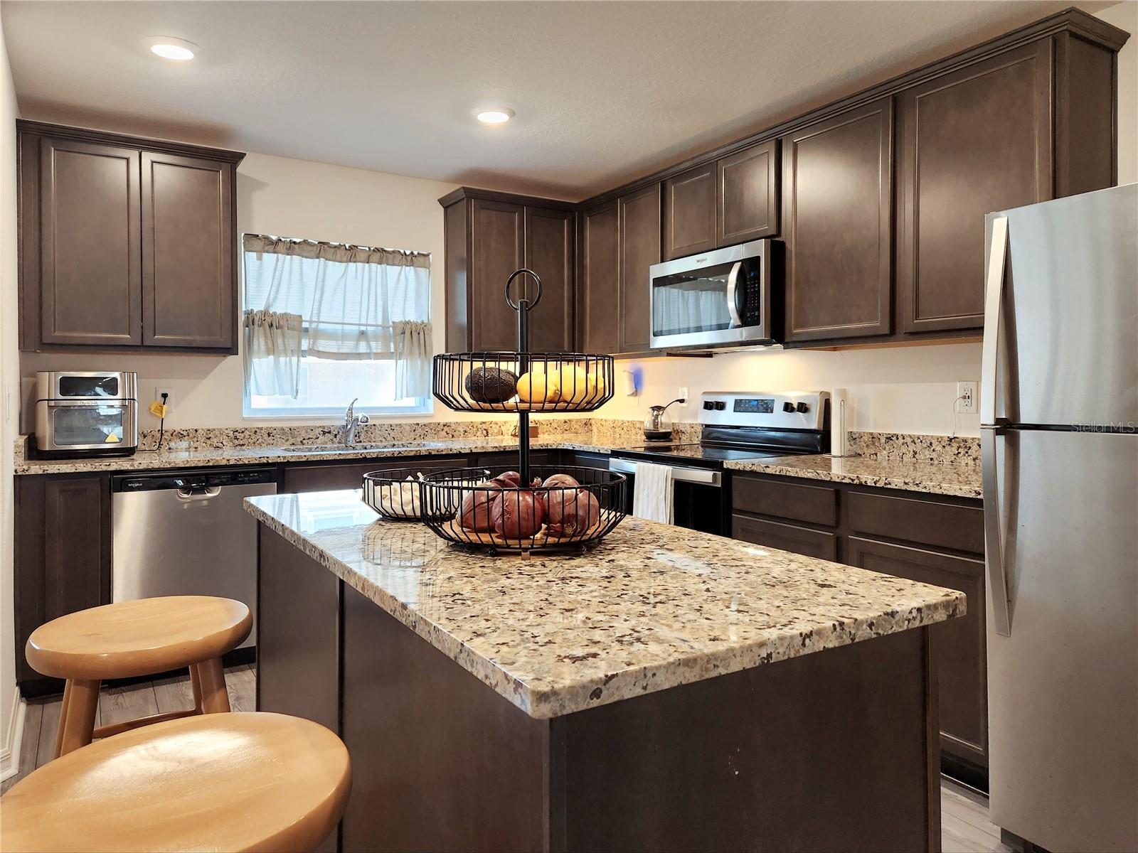 1679 WYNFORD CIR, TAVARES, FL — photo 22