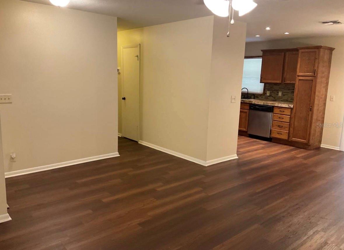 2102 MONTANA ST, ORLANDO, FL — photo 2