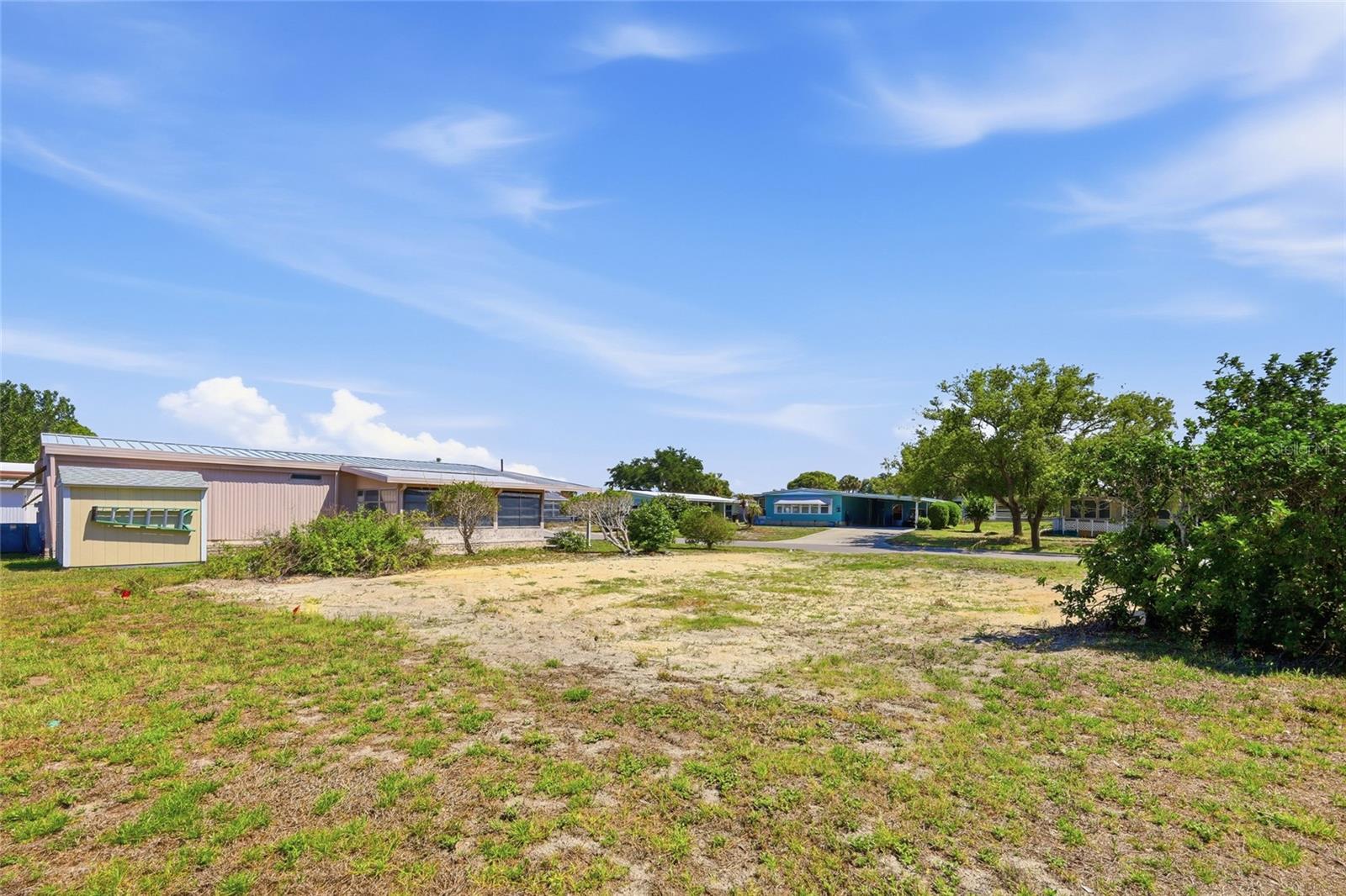 1223 NASSAU CIR, TAVARES, FL — photo 24