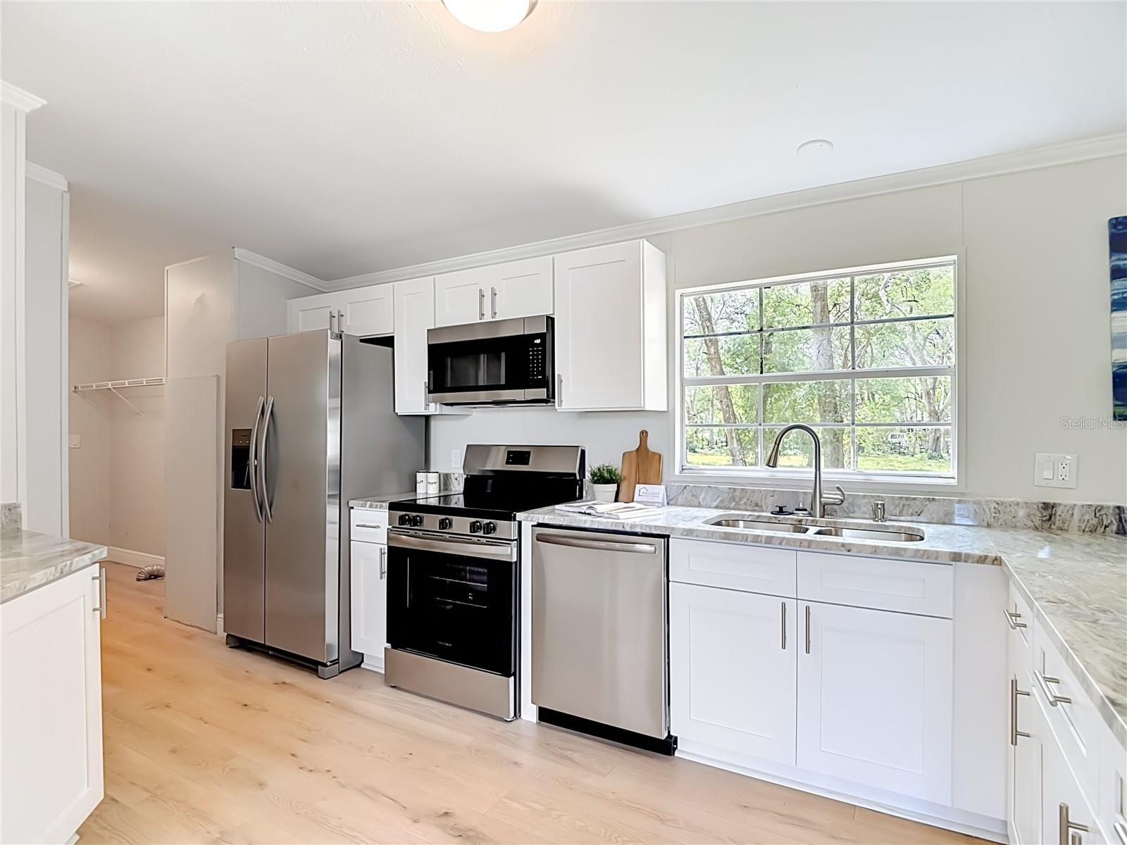 18118 PORSCHE PL, SPRING HILL, FL — photo 12