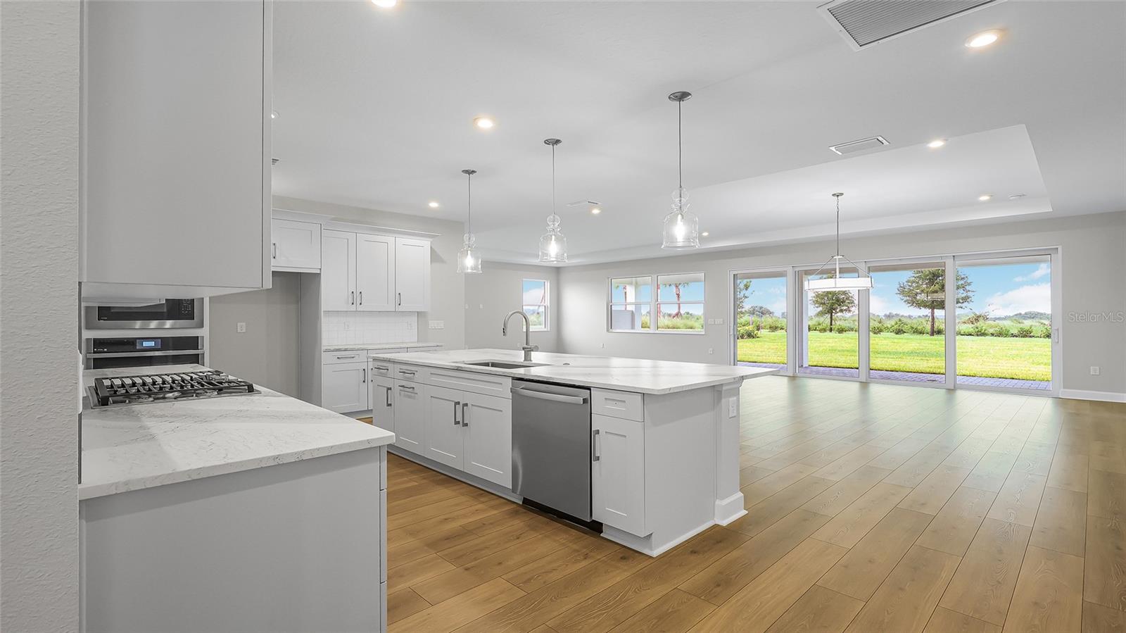 1613 BELLAGIO LOOP, TAVARES, FL — photo 26