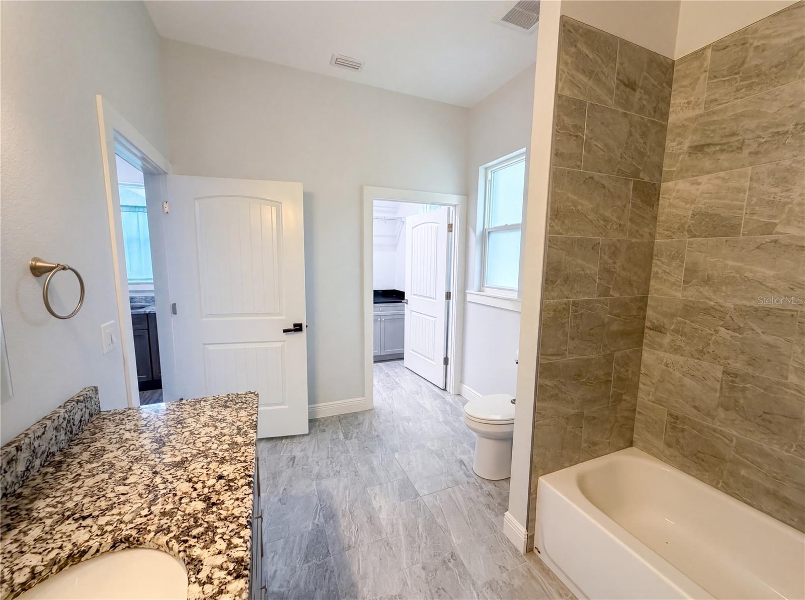 2700 WESTSIDE DR, LEESBURG, FL — photo 34