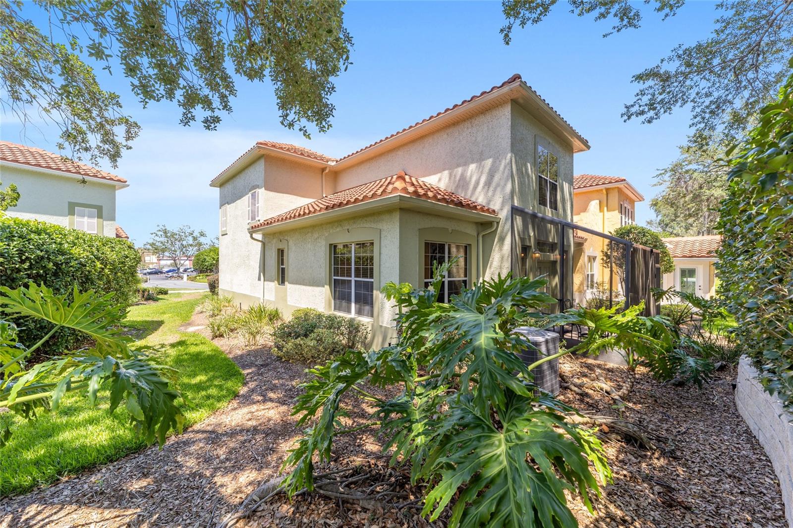 1074 AVENIDA SONOMA, LADY LAKE, FL — photo 78