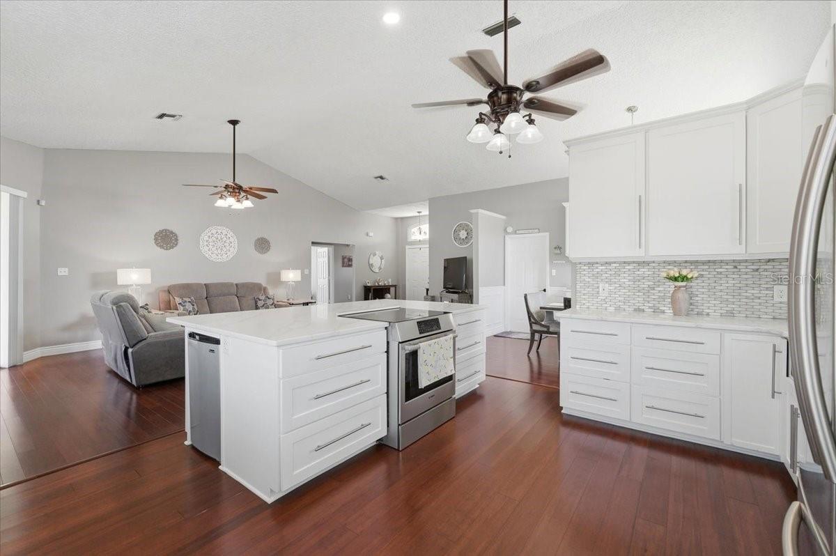 5832 SWALLOW DR, LAKELAND, FL — photo 13