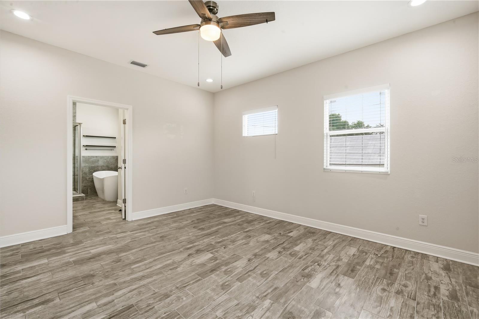 2904 BANZA ST, TAMPA, FL — photo 17