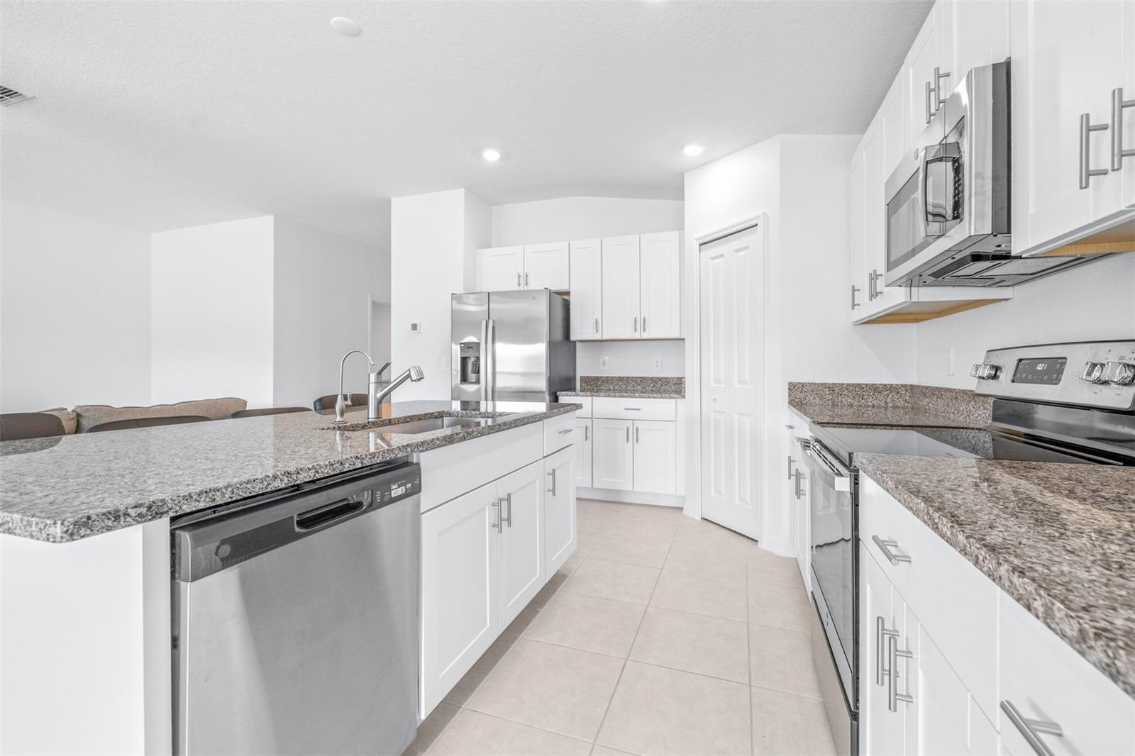 5182 FIDDLE FIG AVE, WIMAUMA, FL — photo 14